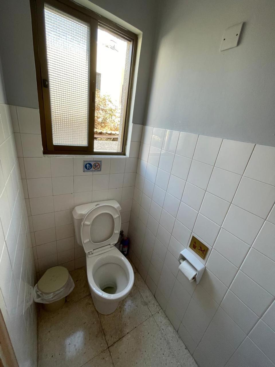 Premium Hostel Marina Пафос Екстер'єр фото