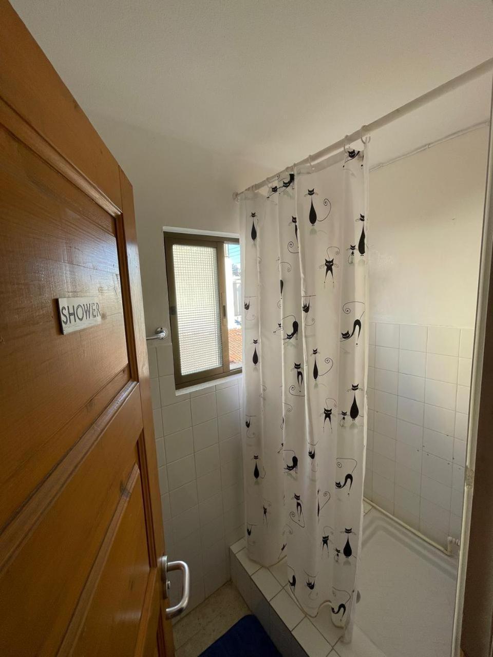 Premium Hostel Marina Пафос Екстер'єр фото
